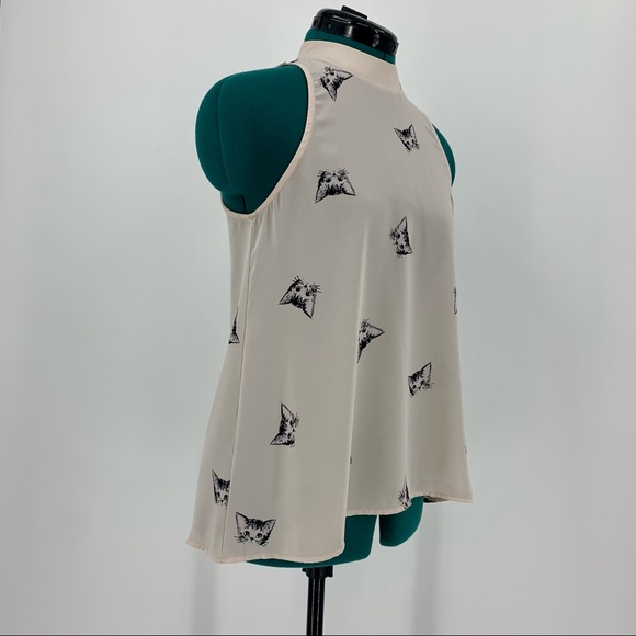 Everly Sleeveless Kitten Mock Neck Blouse, Small - Picture 13 of 16